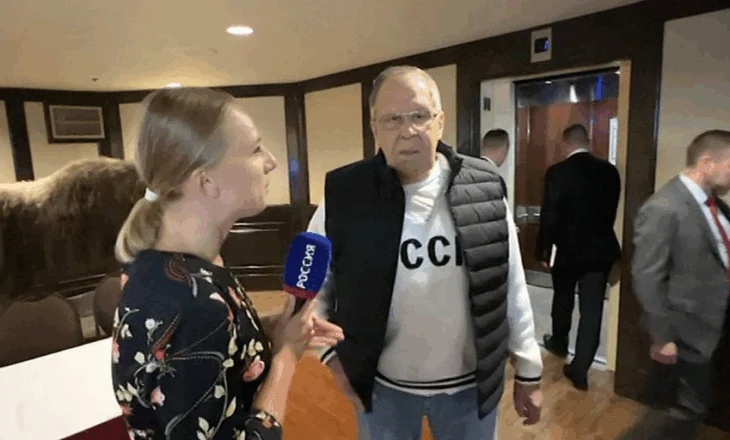 Shkoi në Alaskë me bluzën e Bashkimit Sovjetik, Lavrov: Rubios i pëlqeu