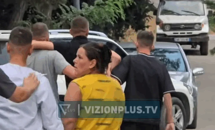 Shkuan për tu sqaruar, më pas përdorën thikat! Si nisi sherri mes adoleshentëve në Maliq ku humbi jetën 14-vjeçari