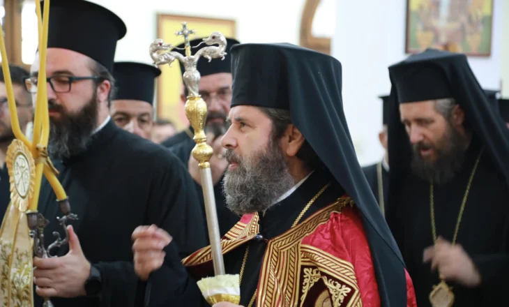 Shpallet “Qytetar Nderi” i qytetit! Vlora nderon Hirësinë e Tij Episkopin e Apollonisë Kozma Qirio në 25-vjetorin e jetëndërrimit të tij