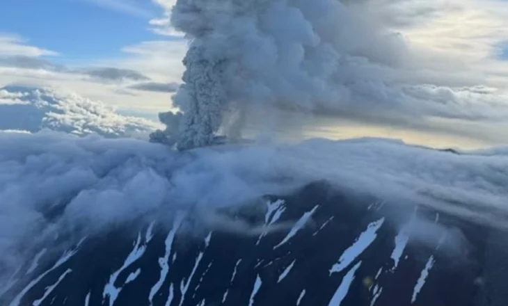 Shpërthen një vullkan rus për herë të parë pas 500 vjetësh