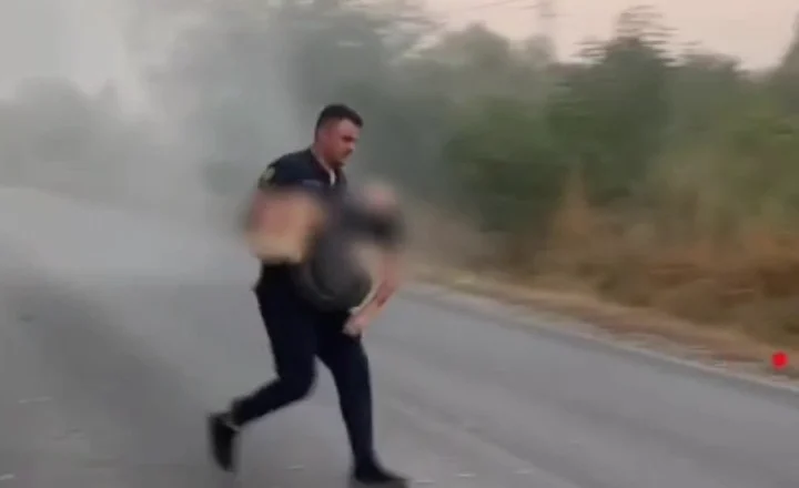 Shpëtoi katër të plagosurit pas aksidentit në Fier, efektivi i policië: Bëra detyrën, nuk jam hero