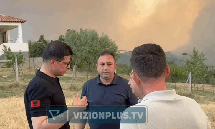 Shqipëria nën pushtetin e zjarreve, autoritetet thirrje banorëve për evakuim, ministri Vengu mbërrin në Gramsh