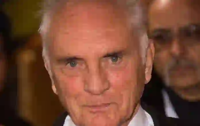 Shuhet Terence Stamp, ylli i filmave “Superman”
