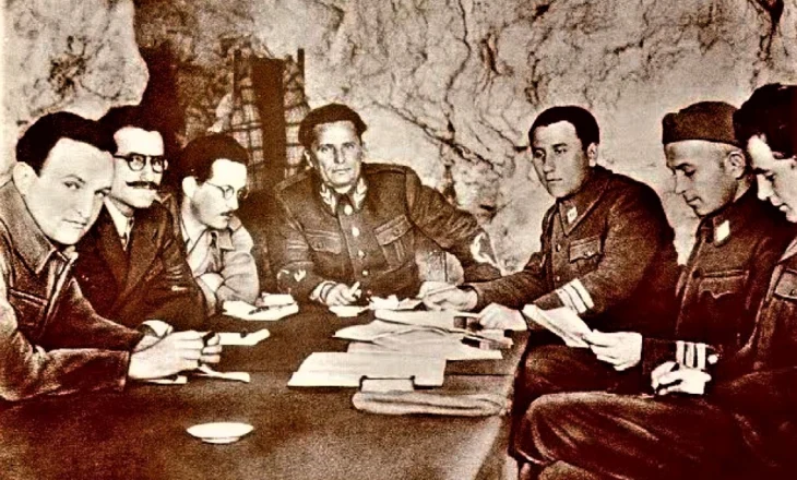 Si sot, në vitin 1944, gjatë luftës u krijua Reparti i Mbrojtjes së Popullit (OZNA, paraardhësi i UDBA-së)