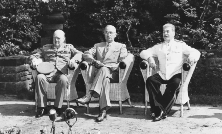 Si sot, në vitin 1945, në Potsdamit, periferi të Berlinit, po vendosej e ardhmja e botës!