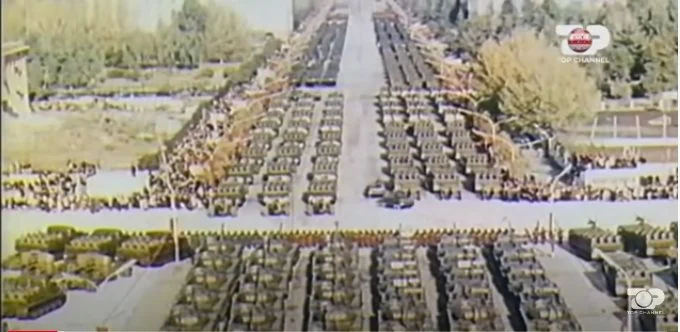 Si u shkatërrua ushtria shqiptare?(Video)