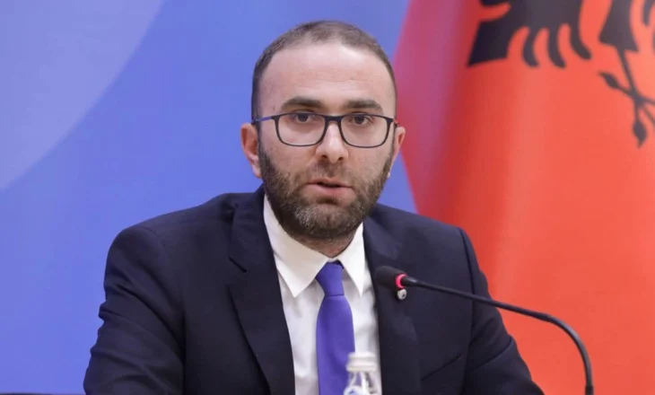 Situata e rëndë me zjarret, reagon Gazment Bardhi: Edi Rama mashtroi për avionët zjarrfikës