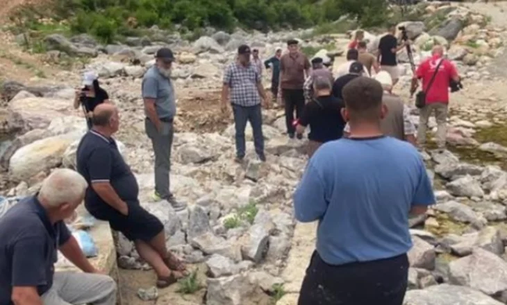 Skandal në Shkodër/ Gurorja ndot lumin, banorët pa ujë të pijshëm