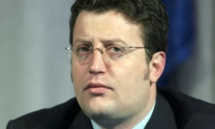 Sokol Olldashi: Mos më gënje, zemër!