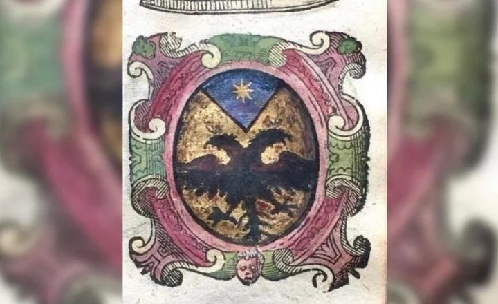 Stema e Kastriotëve (1568) “Shtëpia Kastrioti e Gjergj Skënderbeut ka për stemë një shqiponjë të zezë me dy koka të kurorëzuara,..”