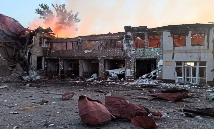 Sulme të reja vdekjeprurëse në Ukrainë, të paktën dhjetë të vrarë në Kharkiv, Sumy, Zaporizhia dhe Luhansk