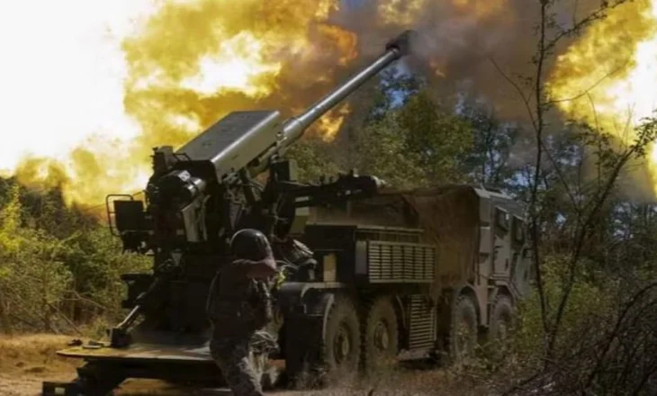 Sulmet ruse mbi Ukrainë, Zelensky: Rusia u përgjigjet me raketa kërkesave për armëpushim