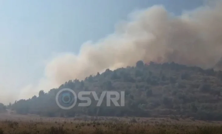 SYRI TV/ Flakët dalin jashtë kontrollit në Finiq, nën monitorim Parku Natyror ‘Syri i Kaltër’