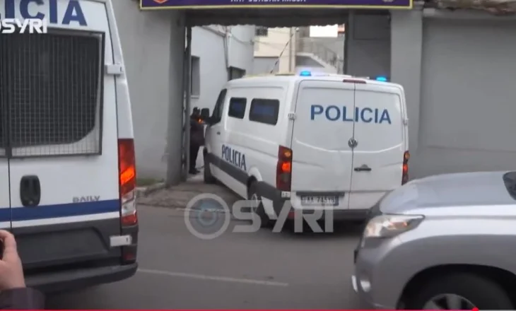 SYRI TV/ Humbi jetën i burgosuri, Komiteti Shqiptar i Helsinkit: Besnik Koçiu u dërgua me vonesë në spital