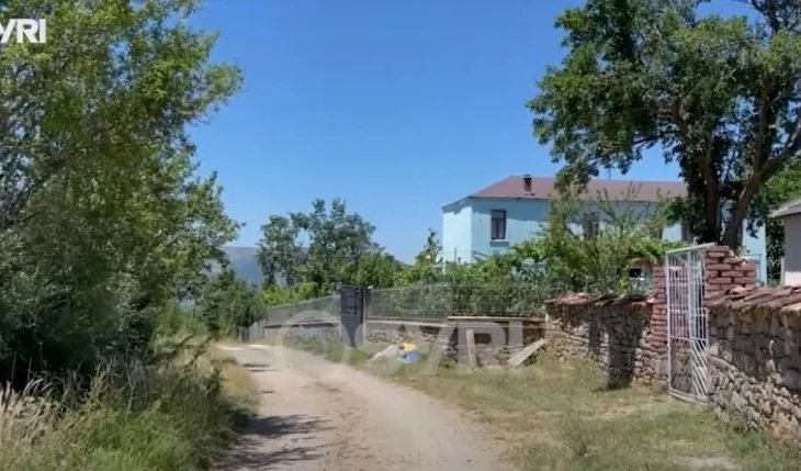 SYRI TV/ Vetëm 1 km nga Erseka, fshati Dokollarë i harruar nga pushteti, banorët: Nuk ka investime