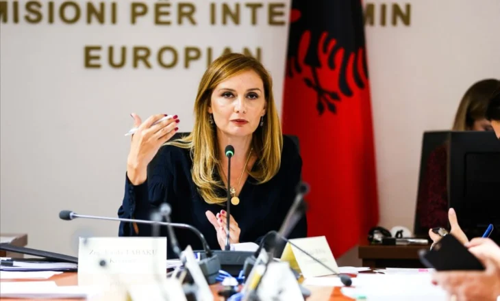 Tabaku sulmon Ramën: Bëri “show me powerpoint” për mbetjet, me zgjidhjen që dha PD para 12 vitesh