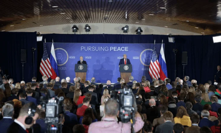 “Takimi me Putin jashtëzakonisht produktiv”, Trump: Do telefonoj NATO-n dhe Zelenskin, kemi një shans shumë të mirë