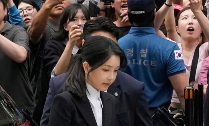 Të dy bashkëshortët në qeli/ Arrestohet gruaja e ish-presidentit të Koresë së Jugut