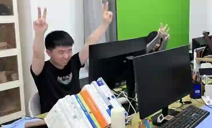 Të rinjtë e papunë, që bëjnë sikur punojnë