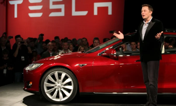 Tesla shpërblen Musk me 29 miliardë dollarë