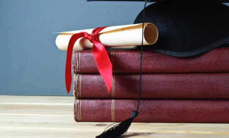 ‘Thahet truri’, numri i diplomave të doktoraturave ra me 73% në vitin 2024
