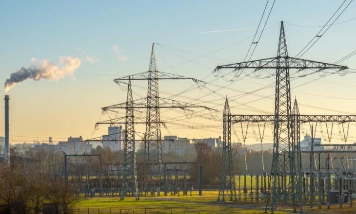 Thatësira uli prodhimin e hidrocentraleve, KESH importoi 156 milionë euro energji