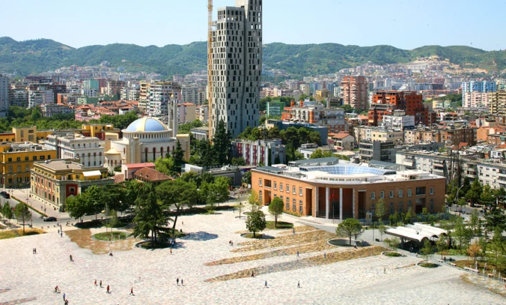 Tirana, qyteti i emocioneve të papritura dhe surprizave