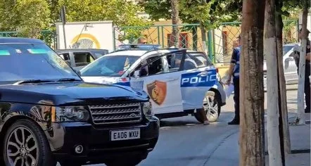 Tjetër aksident i rëndë në Fier, i riu përplas kalimtarin