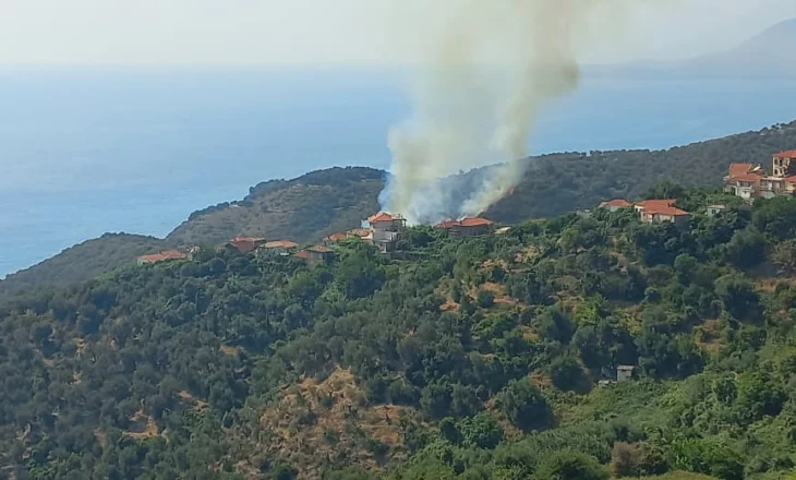 Tjetër zjarr në Lukovë, pranë kishës Shën e Premte dhe shtëpive – VIDEO