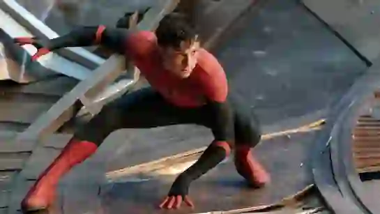 Tom Holland: ‘Spider-Man 4’ do të jetë një ‘freskim’ pas pandemisë së Covid që detyroi xhirimet e filmit të fundit në skena të mbyllura