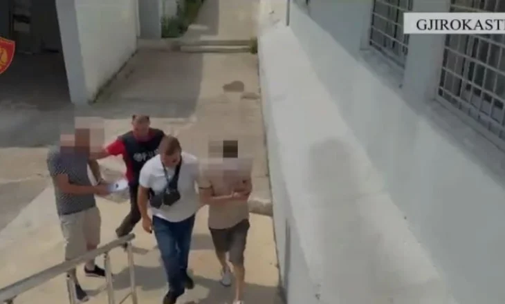 Transportuan 20 emigrantë që synonin të kalonin ilegalisht në Mal të Zi, bien në pranga 3 persona