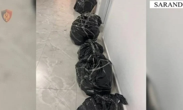 Tregtonte mallra kontrabandë, bie në pranga 49-vjeçarja në Sarandë