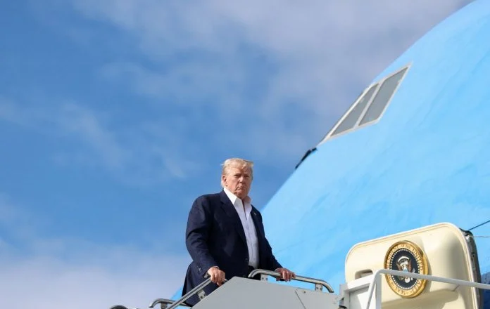 Trump hap mundësinë e përdorimit të avionëve amerikanë për të garantuar sigurinë e Kievit