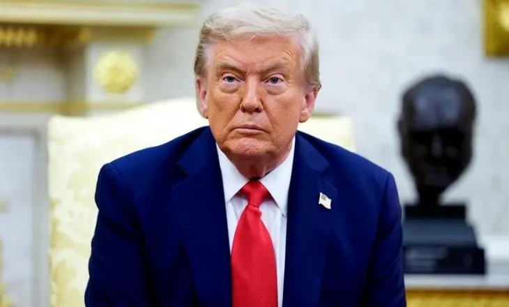 Trump lë të hapur mundësinë e përdorimit të avionëve amerikanë për të garantuar sigurinë e Ukrainës