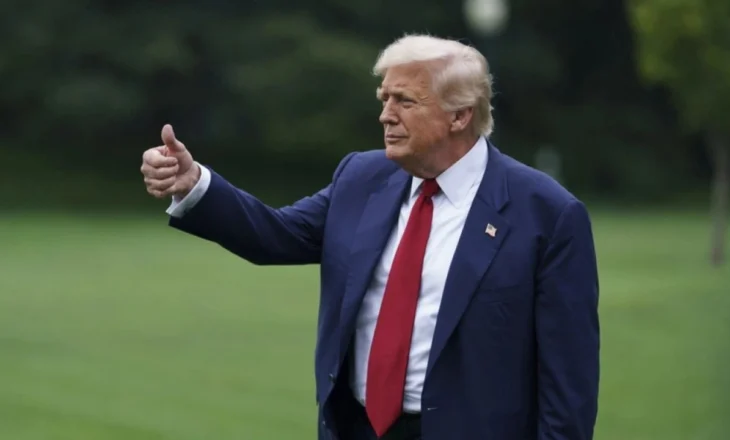 Trump nënshkruan urdhrin e ri ekzekutiv, rikthen testin e fitnesit për nxënësit e shkollave publike