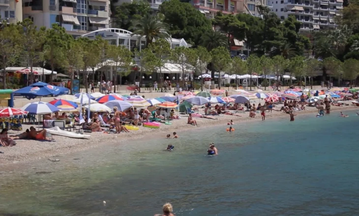 “Turistët shpenzojnë më pak”! Ankesat e operatorëve turistikë në Sarandë, të zhgënjyer nga përfitimet në sezonin turistik