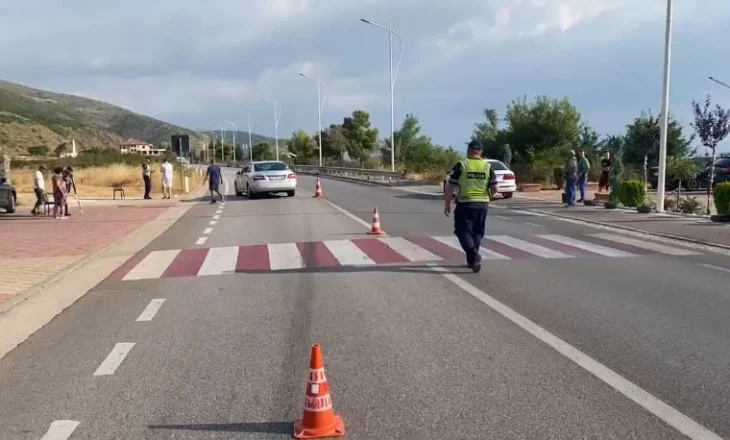 U përplas nga makina në Pogradec, ndërron jetë e moshuara gjatë rrugës për tek Trauma 