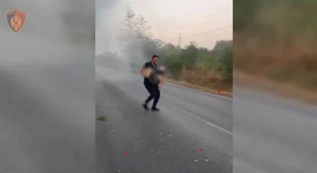 U plagos nga aksidenti rrugor në vendin e quajtur “Qafa e Koshovicës”/ Ndërron jetë 15-vjeçari i shpëtuar nga efektivi