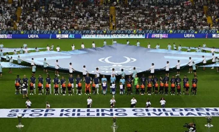 UEFA ‘thyen heshtjen’ në Superkupë, mesazh i fortë nga fusha për konfliktin që po trondit botën