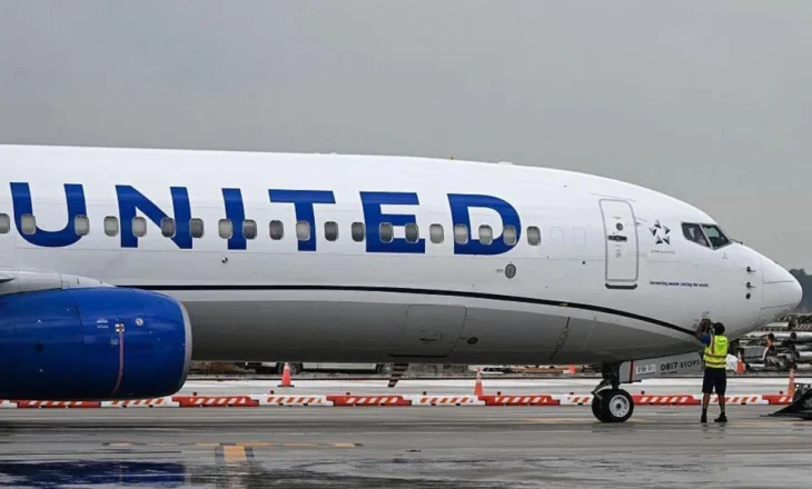 United Airlines ndalon fluturimet në aeroportet kryesore të SHBA-së, kompania tregon shkakun