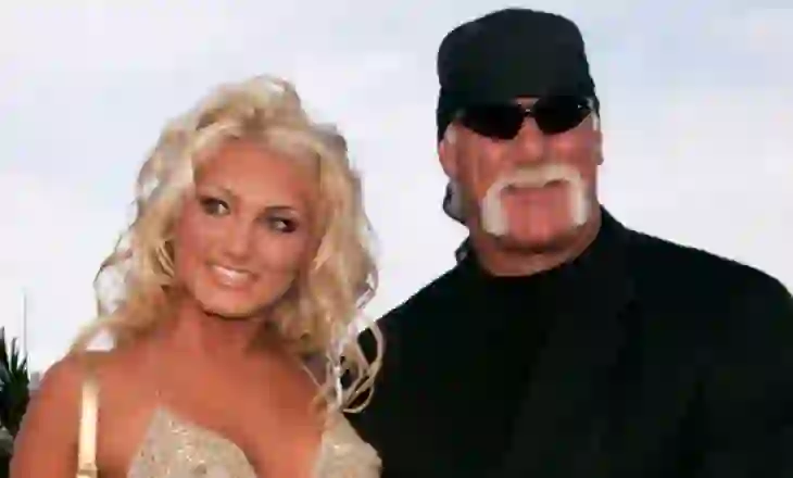 Vajza e Hulk Hogan shpjegon pse nuk mori pjesë në funeralin e tij