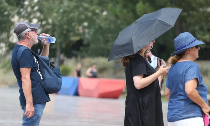 Vapa përvëluese i lë vendin shiut, si parashikohet moti për këtë të premte