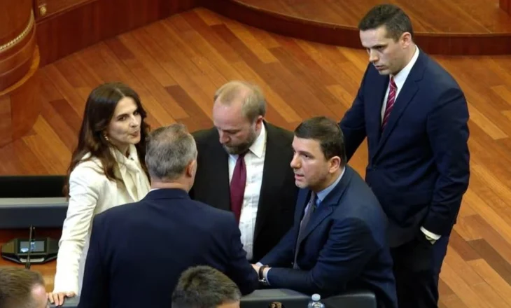 Vendimi i Kushtetueses përplas partitë politike…por Kosova mbetet ende pa qeveri!