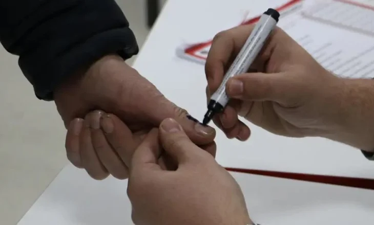 Vendimi: Të certifikohet Lista Srpska për zgjedhjet lokale në Kosovë