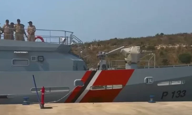 VIDEO | Anija shqiptare “Lissus” niset në misionin 6-mujor të NATO-s