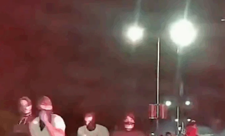 VIDEO / E frikshme, tifozët polakë masakrohen në Beograd nga 200 huliganë