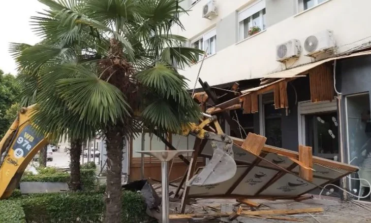 VIDEO / Rama publikon pamje nga prishja e ndërtimeve pa leje në Shkodër