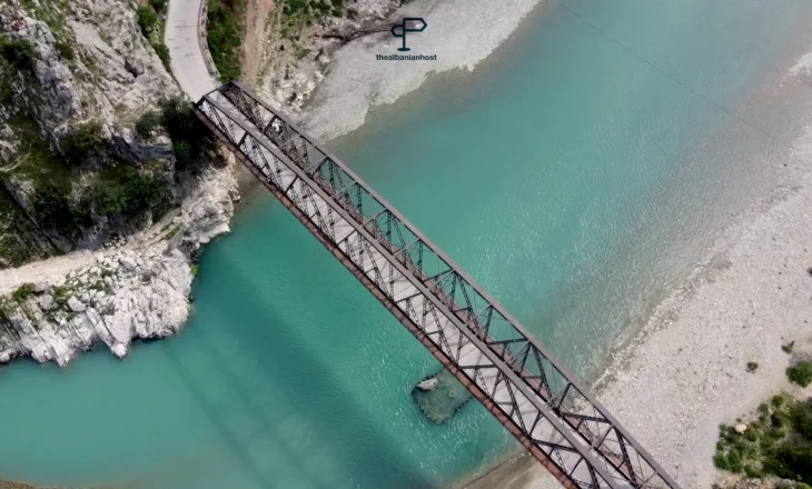 VIDEO / Rama: Ura e Dragotit, një kryevepër inxhinierike mbi lumin Vjosa
