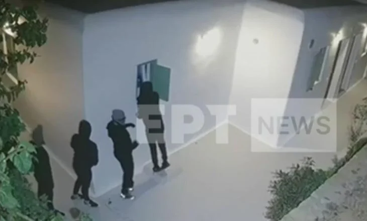 Vidhnin turistët në Mykonos, arrestohen grabitësit shqiptarë në Greqi, dolën blof nga kamerat e sigurisë