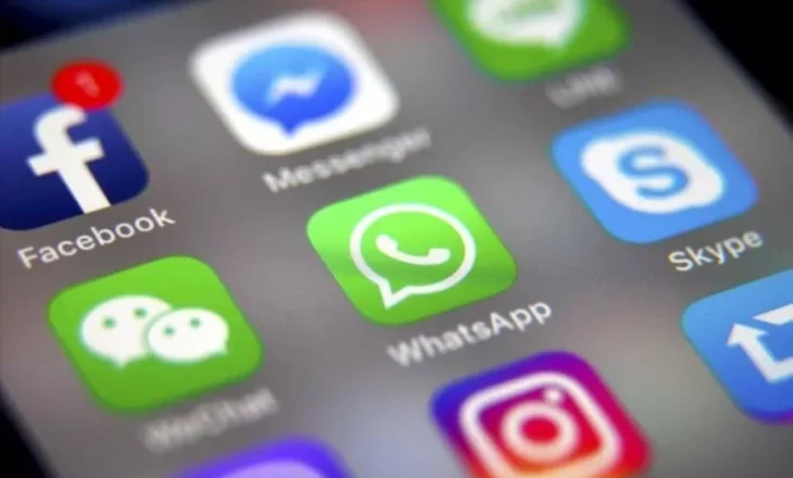 WhatsApp po teston një veçori për të frenuar lajmet e rreme me anë të AI
